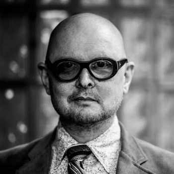 Tadzio Koelb